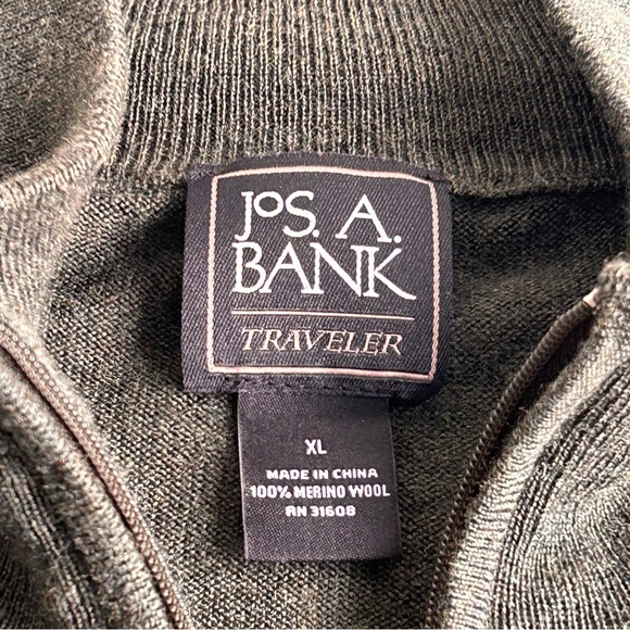 Jos. A. Bank Traveler Quarter Zip Merino Wool Sweater - Picture 7 of 12